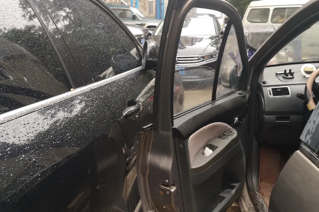 2012 DongFeng Forthing Joyear 1.5L 120HP L4 5MT,autocango,china used car exporter,china ev exporter,chinese used car exporter,chinese used ev exporter