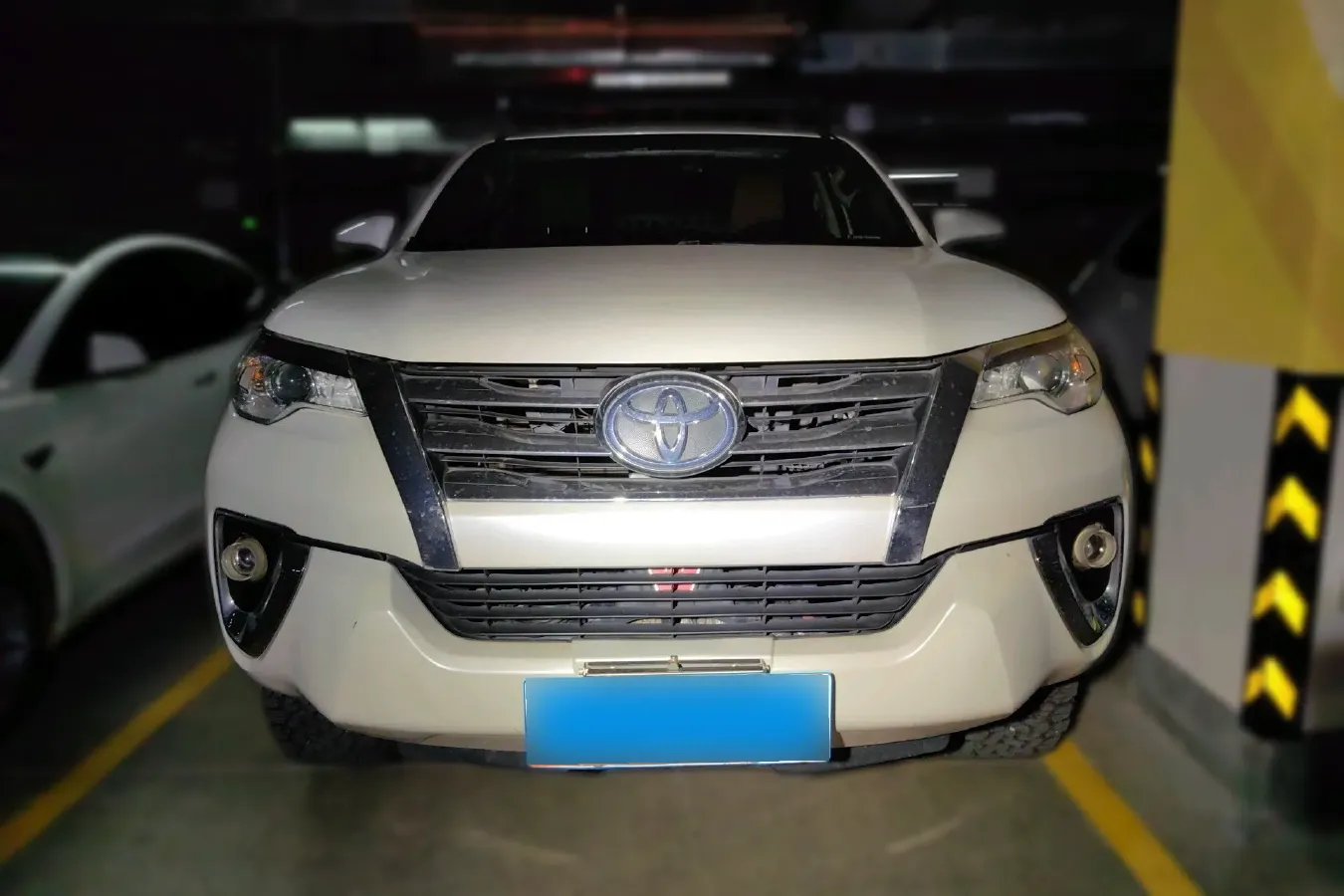 2016 Toyota Fortuner 2.7L 163HP L4 6AT,autocango,china used car exporter,china ev exporter,chinese used car exporter,chinese used ev exporter