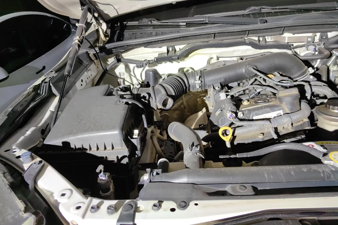 2016 Toyota Fortuner 2.7L 163HP L4 6AT,autocango,china used car exporter,china ev exporter,chinese used car exporter,chinese used ev exporter