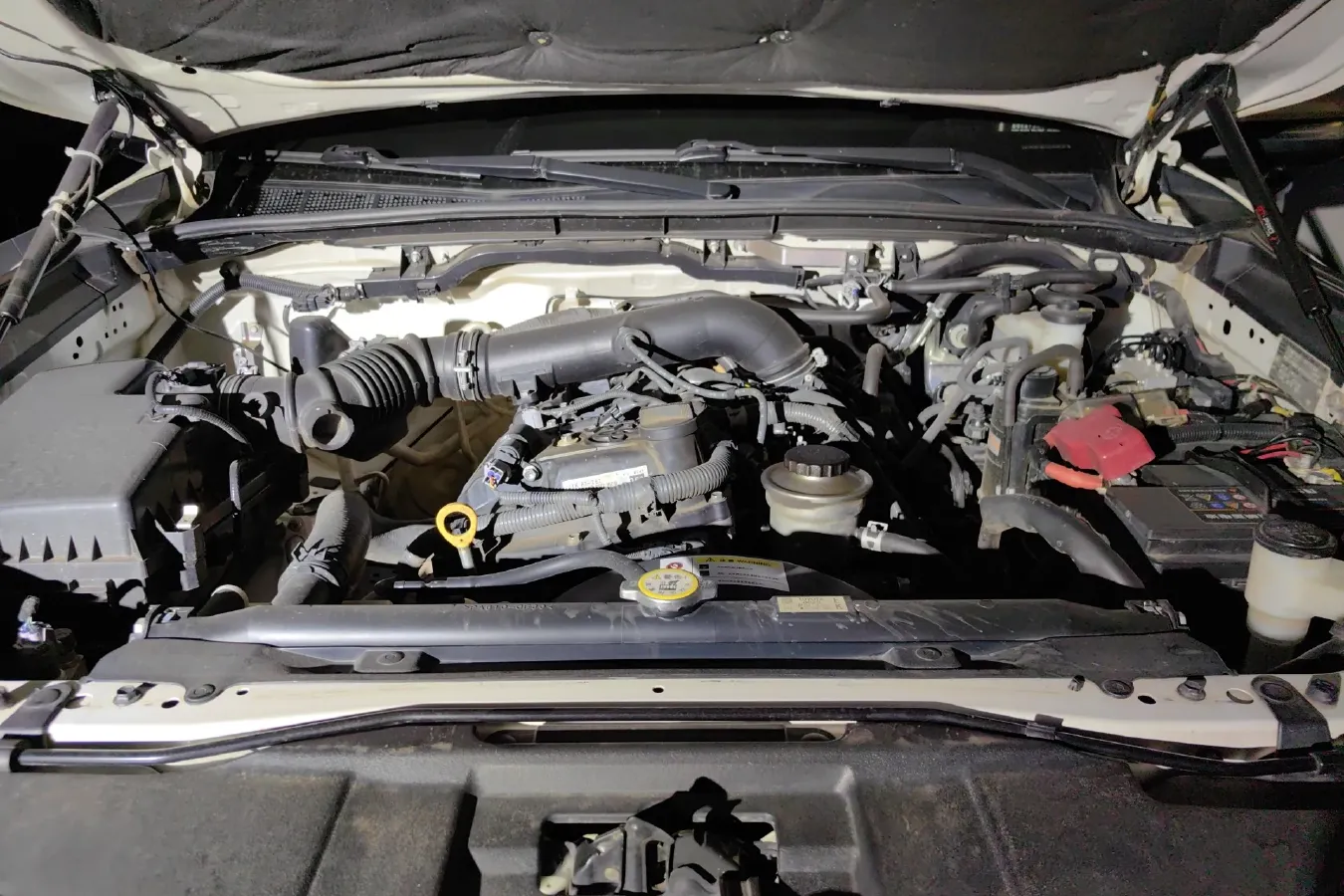 2016 Toyota Fortuner 2.7L 163HP L4 6AT,autocango,china used car exporter,china ev exporter,chinese used car exporter,chinese used ev exporter