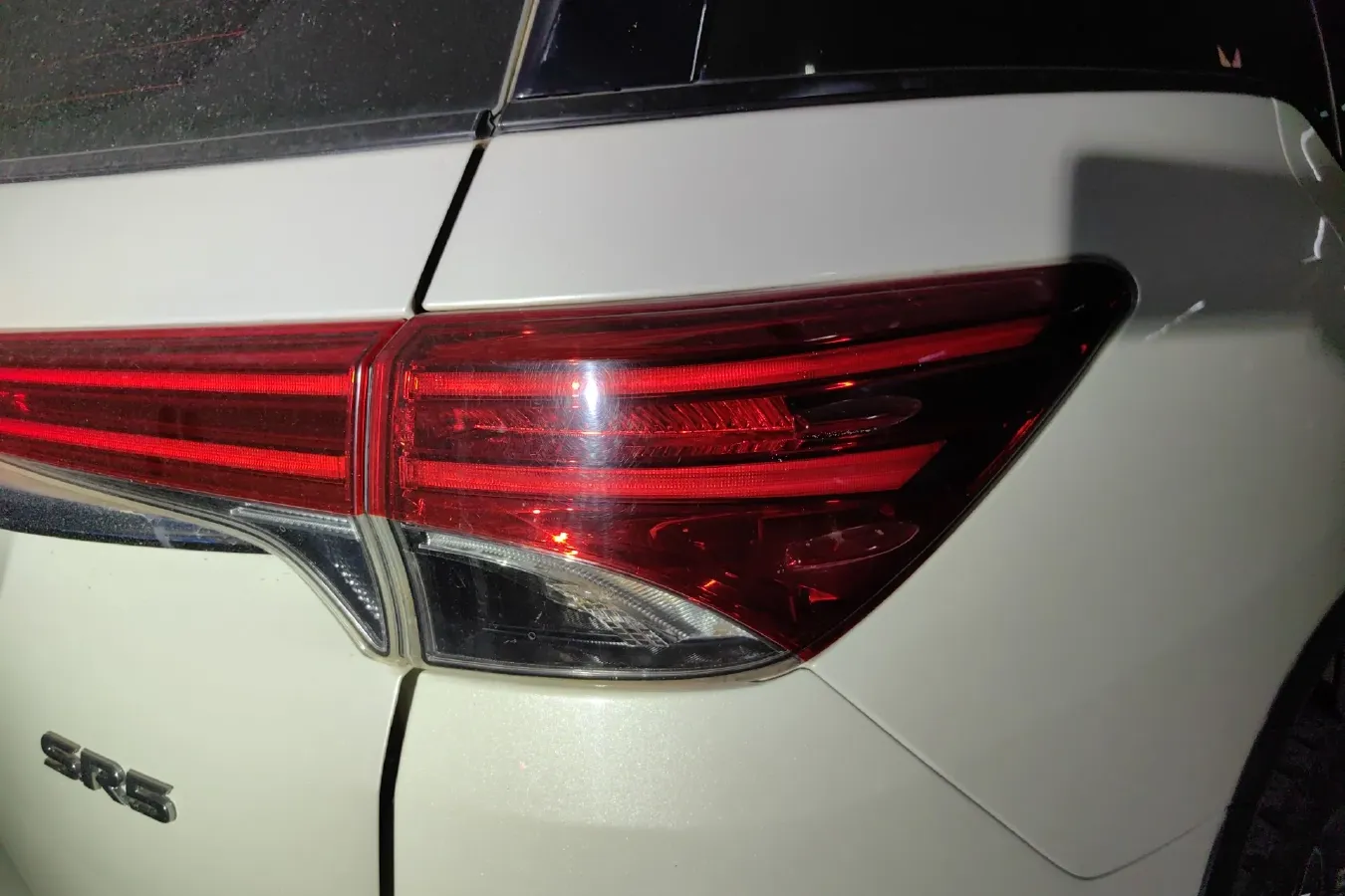 2016 Toyota Fortuner 2.7L 163HP L4 6AT,autocango,china used car exporter,china ev exporter,chinese used car exporter,chinese used ev exporter