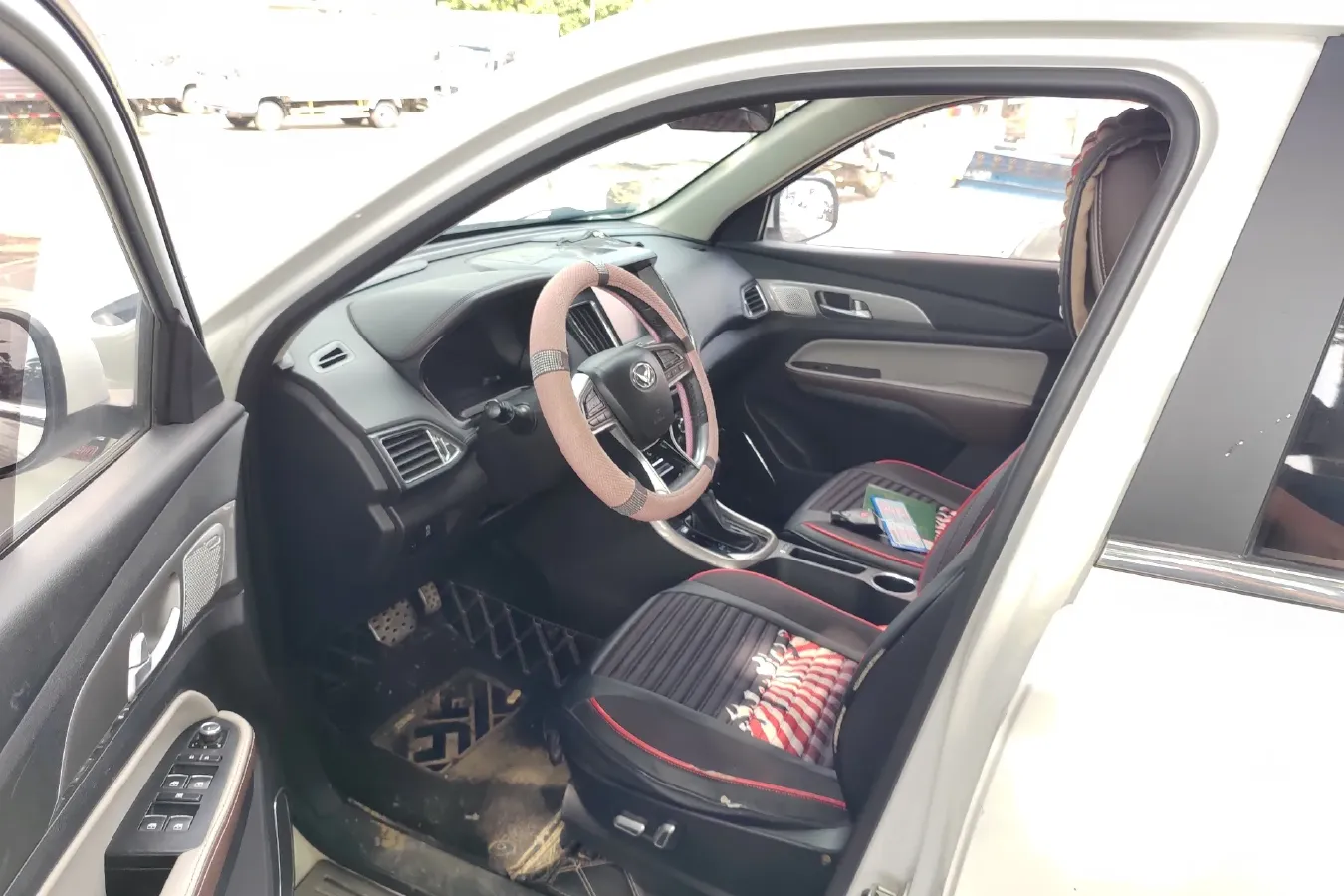 2017 BAIC Hyosow S5 1.3T 133HP L4 CVT,autocango,china used car exporter,china ev exporter,chinese used car exporter,chinese used ev exporter