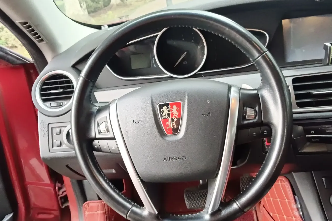 2014 Roewe 550 1.8L 133HP L4 6DCT,autocango,china used car exporter,china ev exporter,chinese used car exporter,chinese used ev exporter