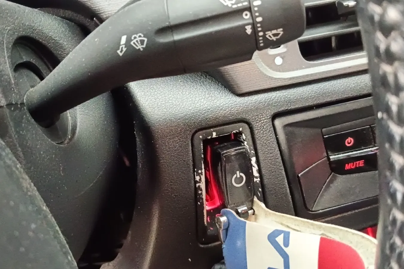 2014 Roewe 550 1.8L 133HP L4 6DCT,autocango,china used car exporter,china ev exporter,chinese used car exporter,chinese used ev exporter