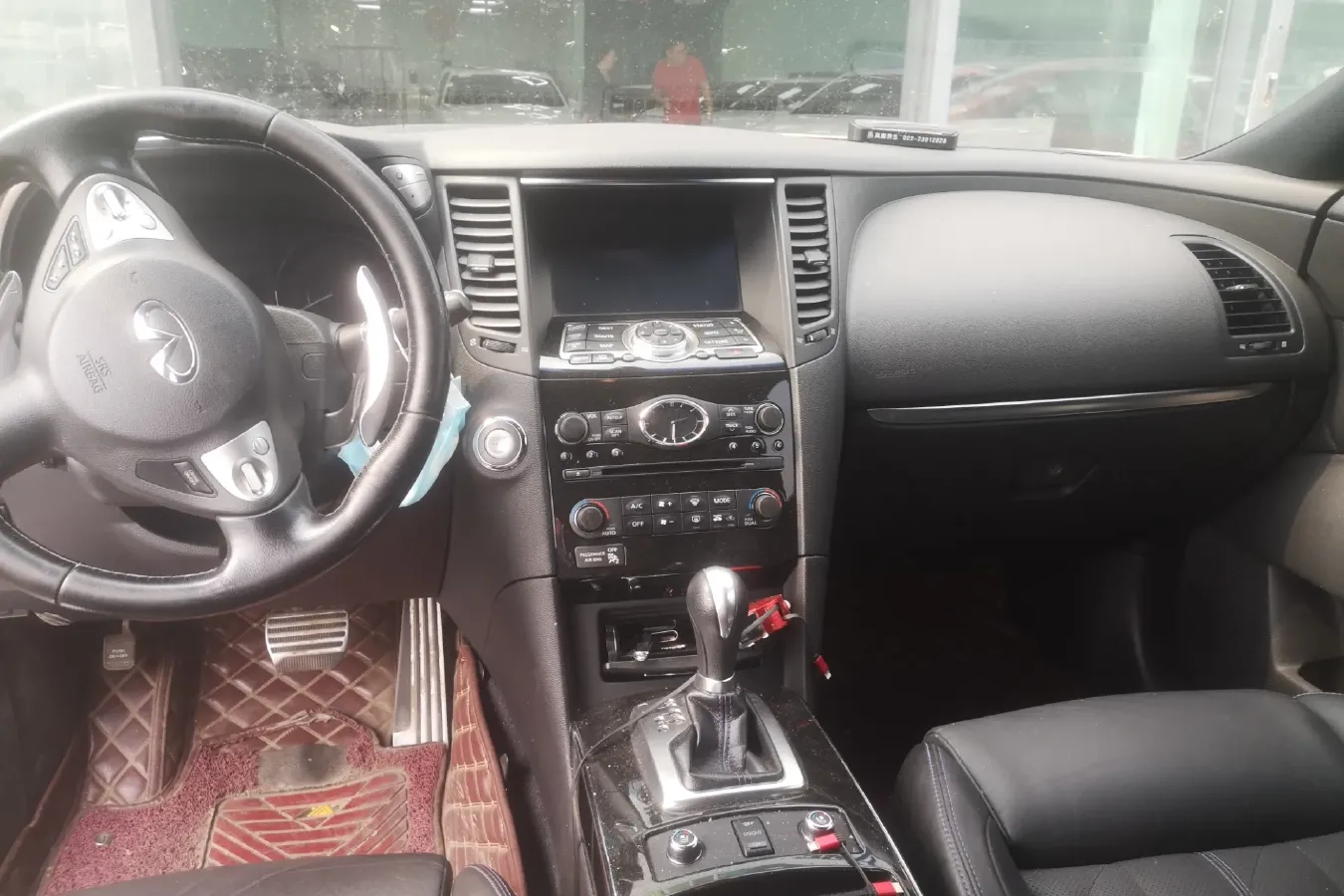 2015 Infiniti QX70 3.7L 351HP V6 7AT,autocango,china used car exporter,china ev exporter,chinese used car exporter,chinese used ev exporter