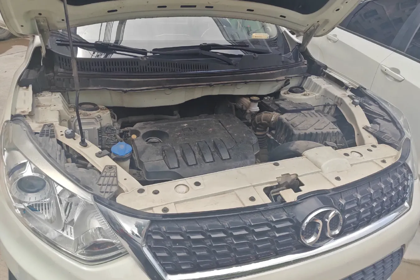 2016 BeiJing Auto Senova X35 1.5L 116HP L4 5MT,autocango,china used car exporter,china ev exporter,chinese used car exporter,chinese used ev exporter