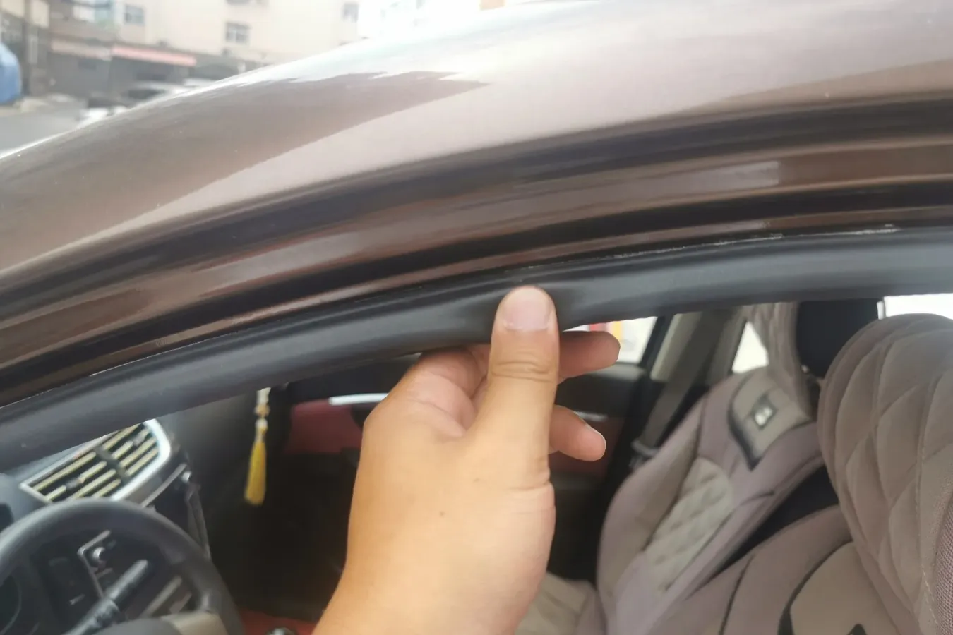 2015 BAIC Hyosow H2 1.5L 113HP L4 6AMT,autocango,china used car exporter,china ev exporter,chinese used car exporter,chinese used ev exporter