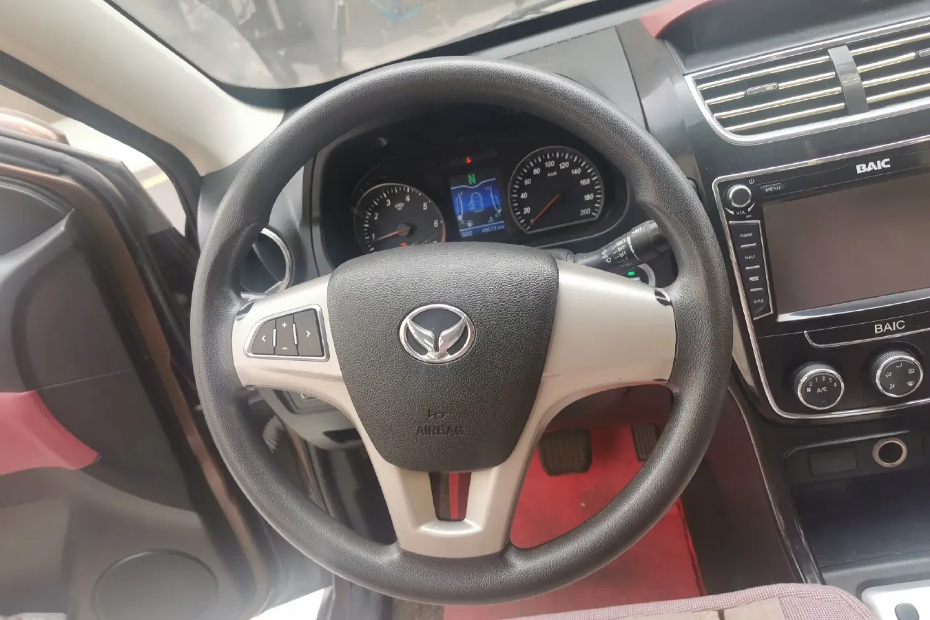 2015 BAIC Hyosow H2 1.5L 113HP L4 6AMT,autocango,china used car exporter,china ev exporter,chinese used car exporter,chinese used ev exporter