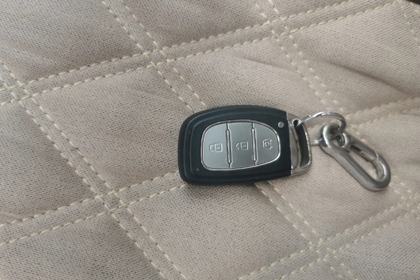 2015 BAIC Hyosow H2 1.5L 113HP L4 6AMT,autocango,china used car exporter,china ev exporter,chinese used car exporter,chinese used ev exporter