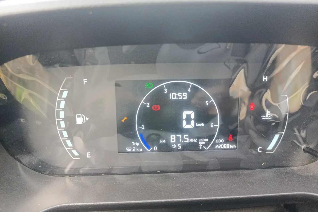 2022 Karry X6 1.6L 122HP L4 5MT,autocango,china used car exporter,china ev exporter,chinese used car exporter,chinese used ev exporter