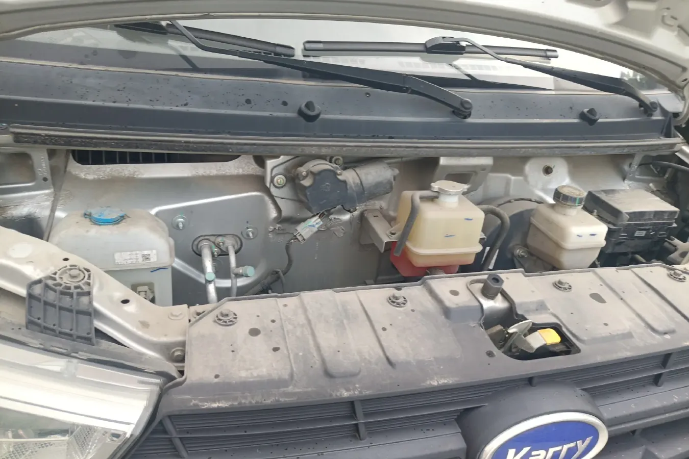 2022 Karry X6 1.6L 122HP L4 5MT,autocango,china used car exporter,china ev exporter,chinese used car exporter,chinese used ev exporter