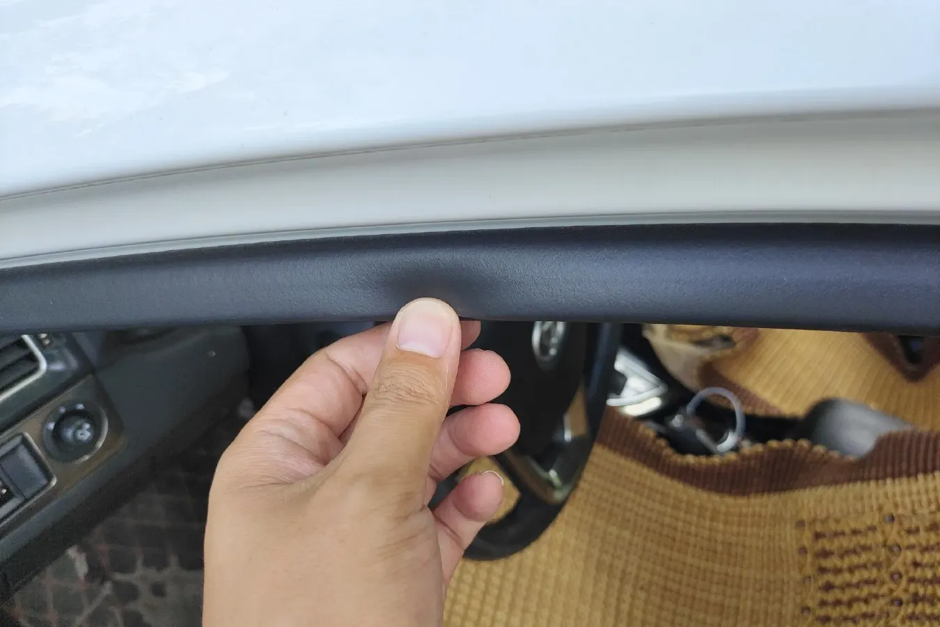 2017 Brilliance Auto H530 1.6L 118HP L4 5AT,autocango,china used car exporter,china ev exporter,chinese used car exporter,chinese used ev exporter