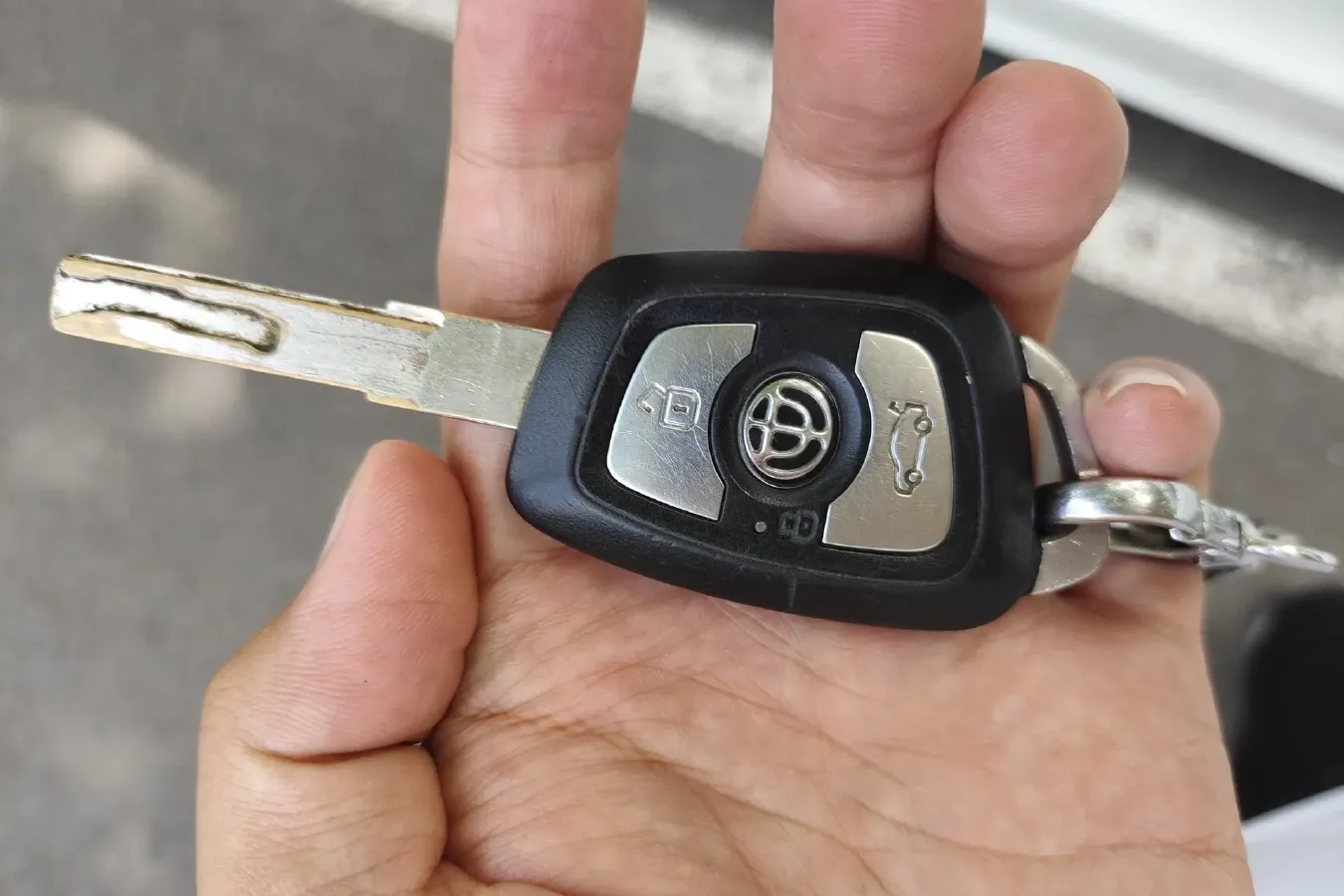 2017 Brilliance Auto H530 1.6L 118HP L4 5AT,autocango,china used car exporter,china ev exporter,chinese used car exporter,chinese used ev exporter