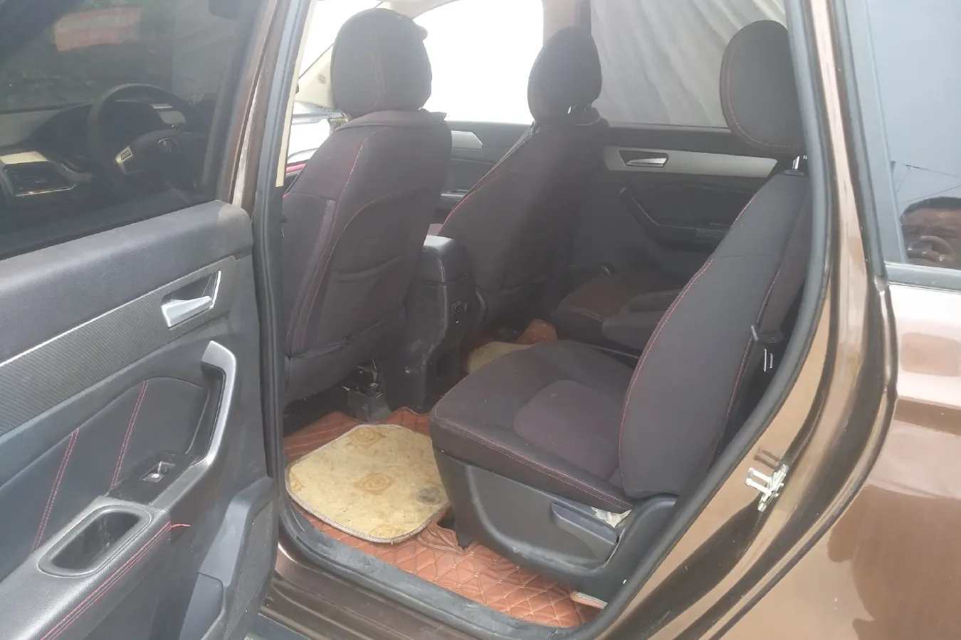 2017 BAIC WeiWang M50F 1.5L 116HP L4 5MT,autocango,china used car exporter,china ev exporter,chinese used car exporter,chinese used ev exporter