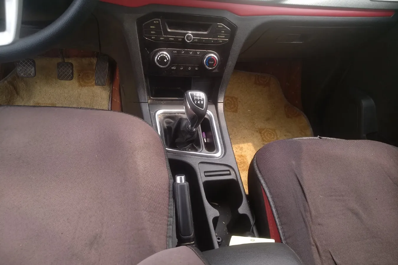 2017 BAIC WeiWang M50F 1.5L 116HP L4 5MT,autocango,china used car exporter,china ev exporter,chinese used car exporter,chinese used ev exporter