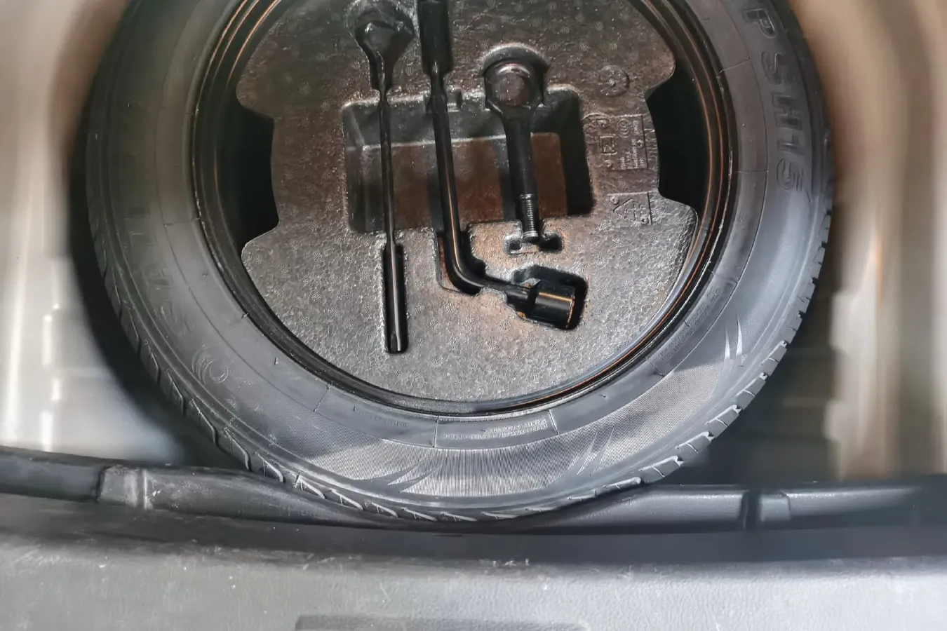 2017 Zotye Z360 1.5L 112HP L4 5MT,autocango,china used car exporter,china ev exporter,chinese used car exporter,chinese used ev exporter