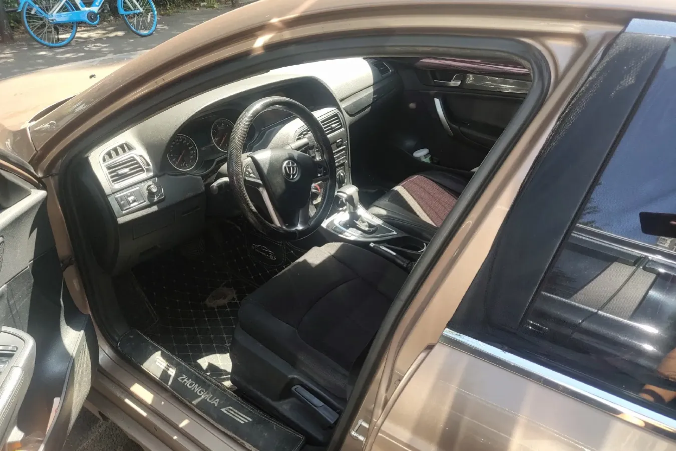 2014 Brilliance Auto H530 1.6L 118HP L4 5AT,autocango,china used car exporter,china ev exporter,chinese used car exporter,chinese used ev exporter