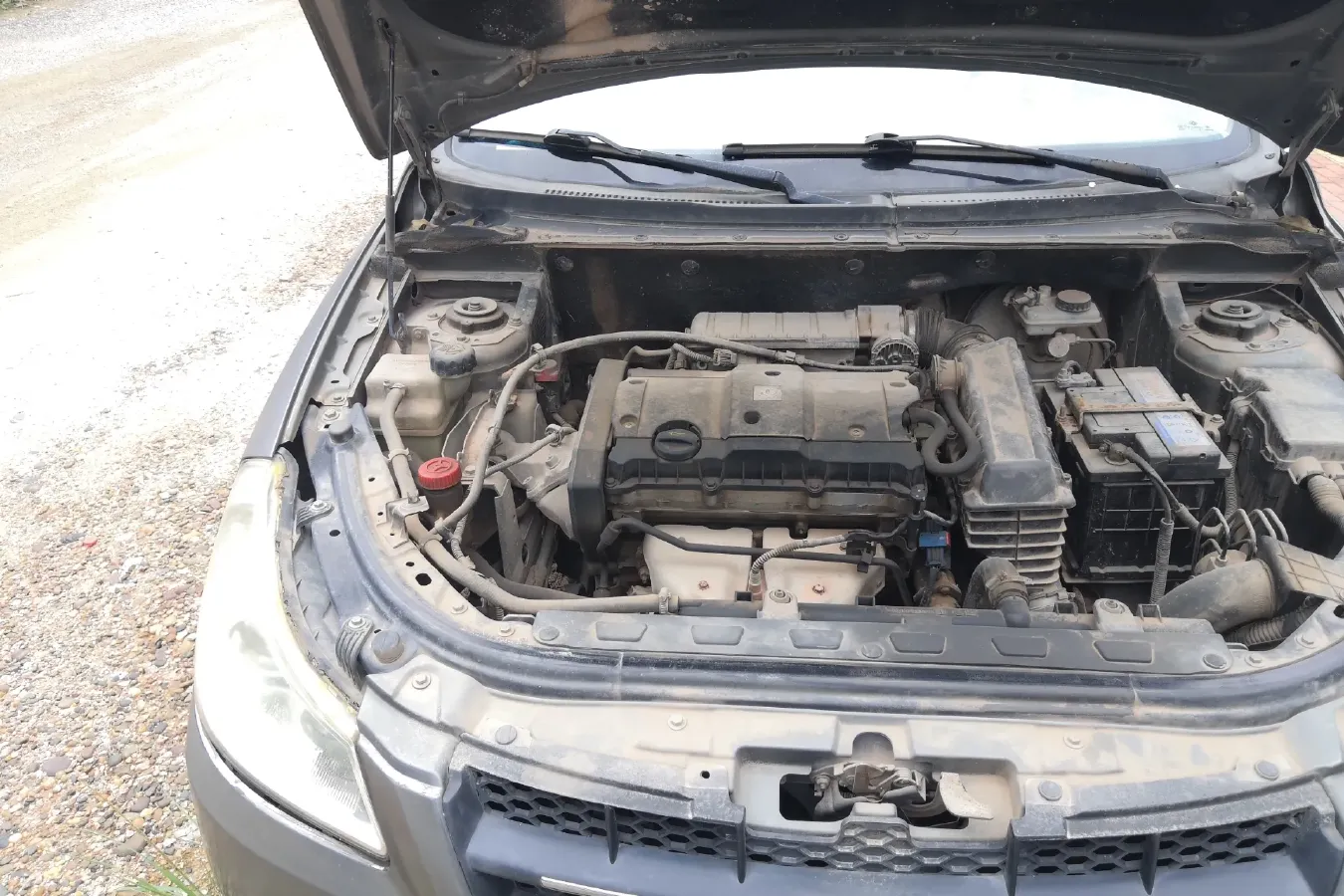 2011 DongFeng Aeolus S30 1.6L 106HP L4 5MT,autocango,china used car exporter,china ev exporter,chinese used car exporter,chinese used ev exporter