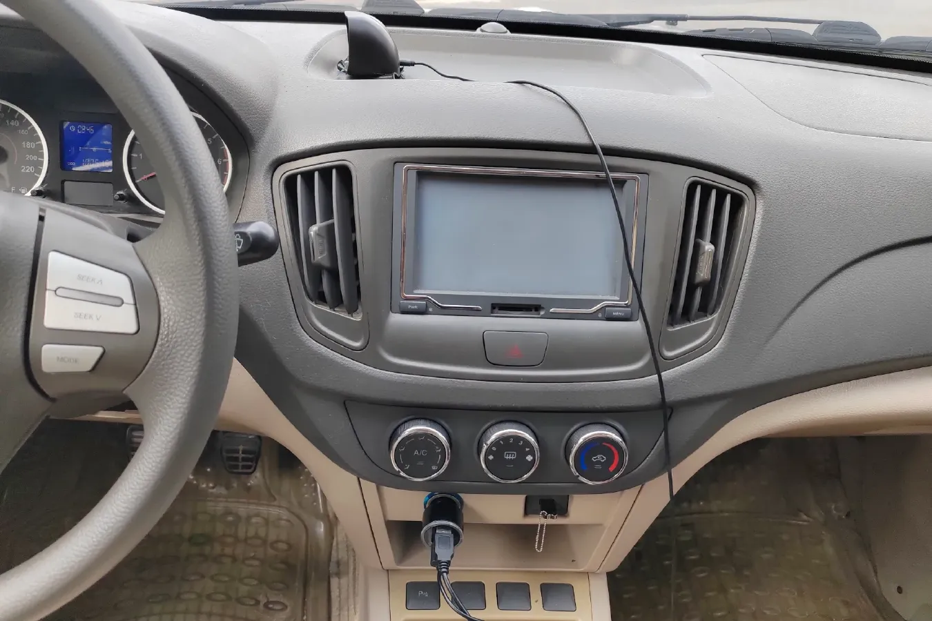 2011 Chery E5 1.5L 109HP L4 5MT,autocango,china used car exporter,china ev exporter,chinese used car exporter,chinese used ev exporter