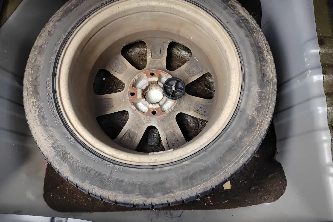 2011 Chery E5 1.5L 109HP L4 5MT,autocango,china used car exporter,china ev exporter,chinese used car exporter,chinese used ev exporter