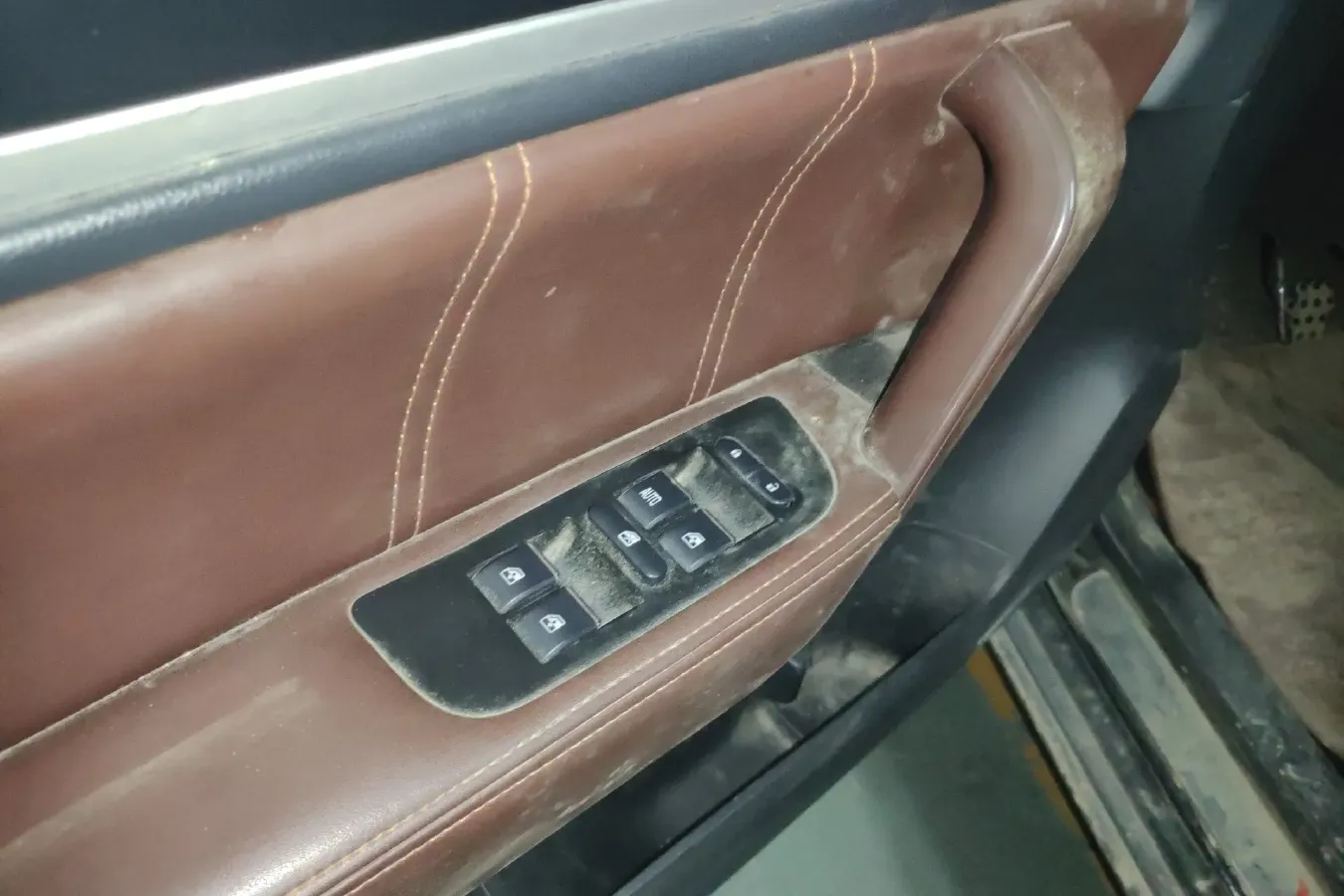 2016 Yema T70 1.5T 150HP L4 5MT,autocango,china used car exporter,china ev exporter,chinese used car exporter,chinese used ev exporter