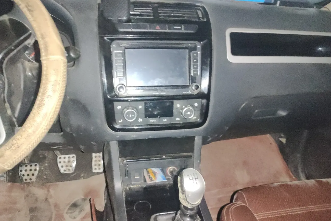 2016 Yema T70 1.5T 150HP L4 5MT,autocango,china used car exporter,china ev exporter,chinese used car exporter,chinese used ev exporter