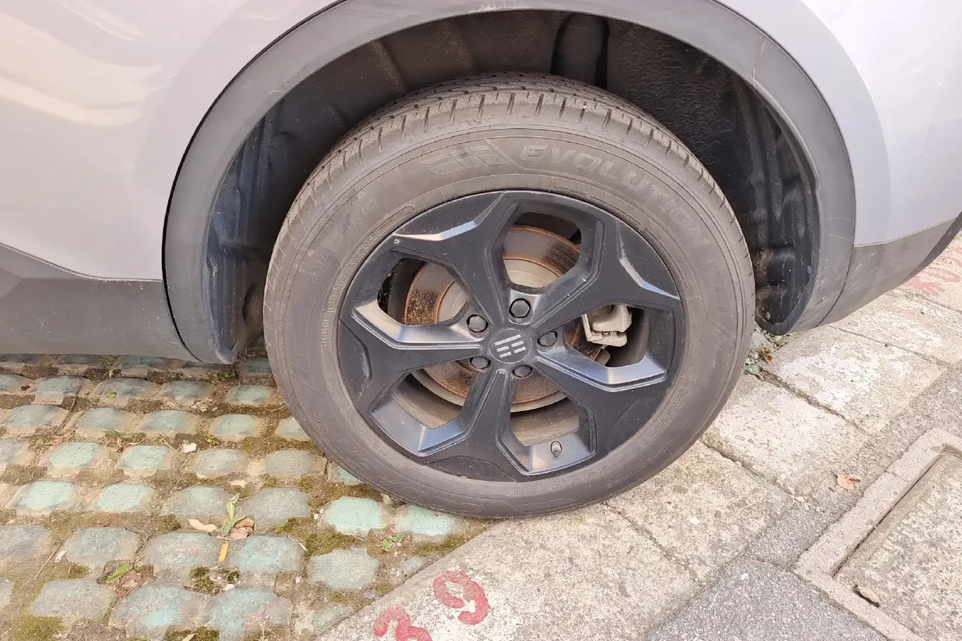 2021 Enovate ME5 Range Extended 98HP REEV 30.6KWH,autocango,china used car exporter,china ev exporter,chinese used car exporter,chinese used ev exporter