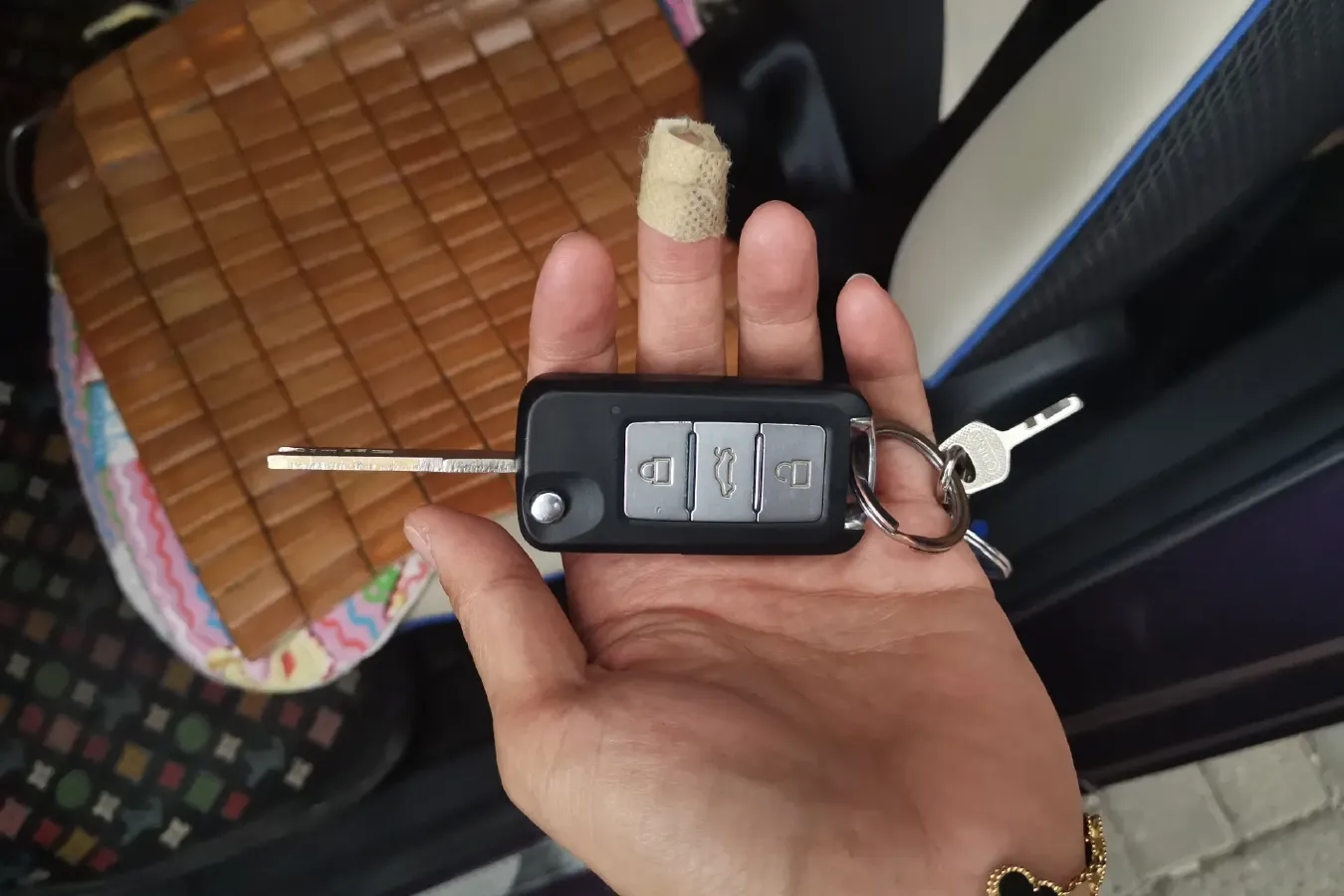 2016 Zotye Sesame BEV 16KWH,autocango,china used car exporter,china ev exporter,chinese used car exporter,chinese used ev exporter