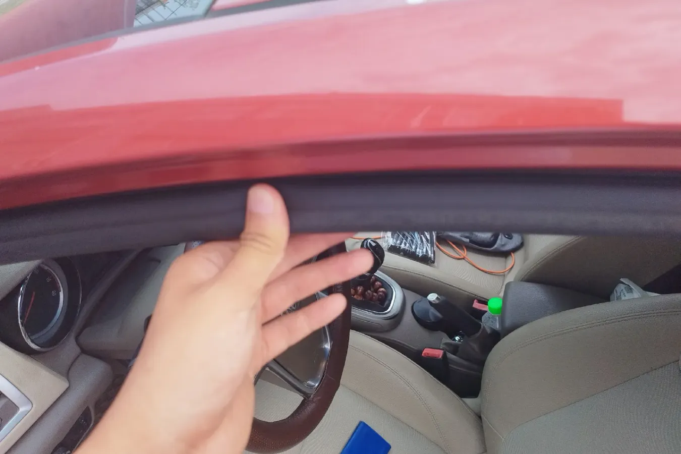 2012 Buick Excelle 1.6L 121HP L4 5MT,autocango,china used car exporter,china ev exporter,chinese used car exporter,chinese used ev exporter