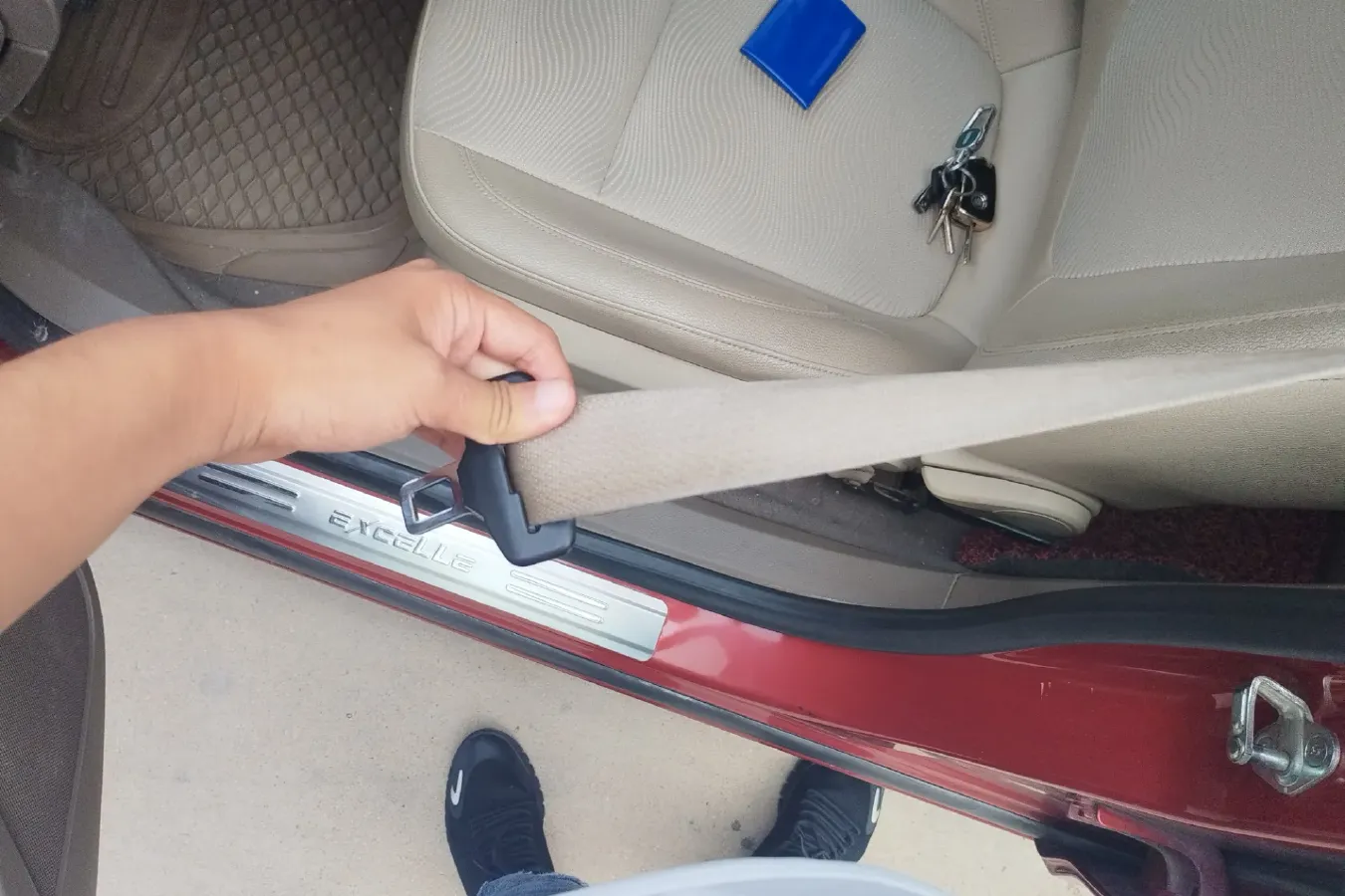 2012 Buick Excelle 1.6L 121HP L4 5MT,autocango,china used car exporter,china ev exporter,chinese used car exporter,chinese used ev exporter