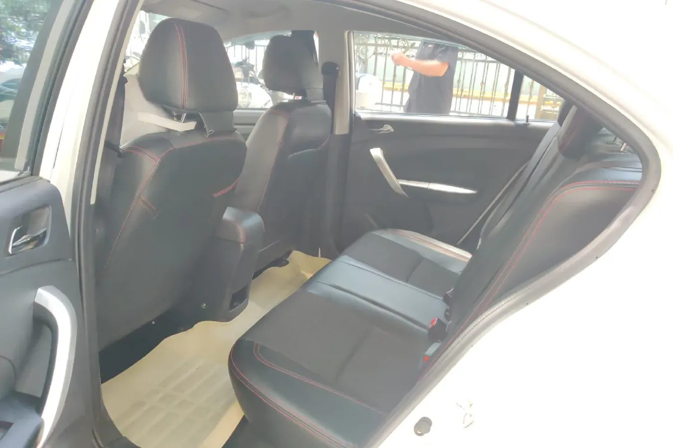 2015 KaiYi C3 1.5L 109HP L4 5AMT,autocango,china used car exporter,china ev exporter,chinese used car exporter,chinese used ev exporter