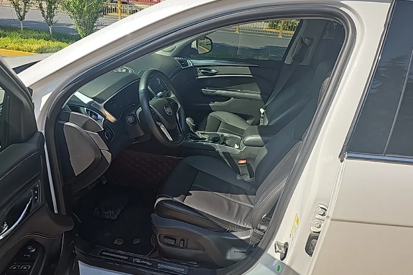 2015 Cadillac SRX 3.0L 271HP V6 6AT,autocango,china used car exporter,china ev exporter,chinese used car exporter,chinese used ev exporter