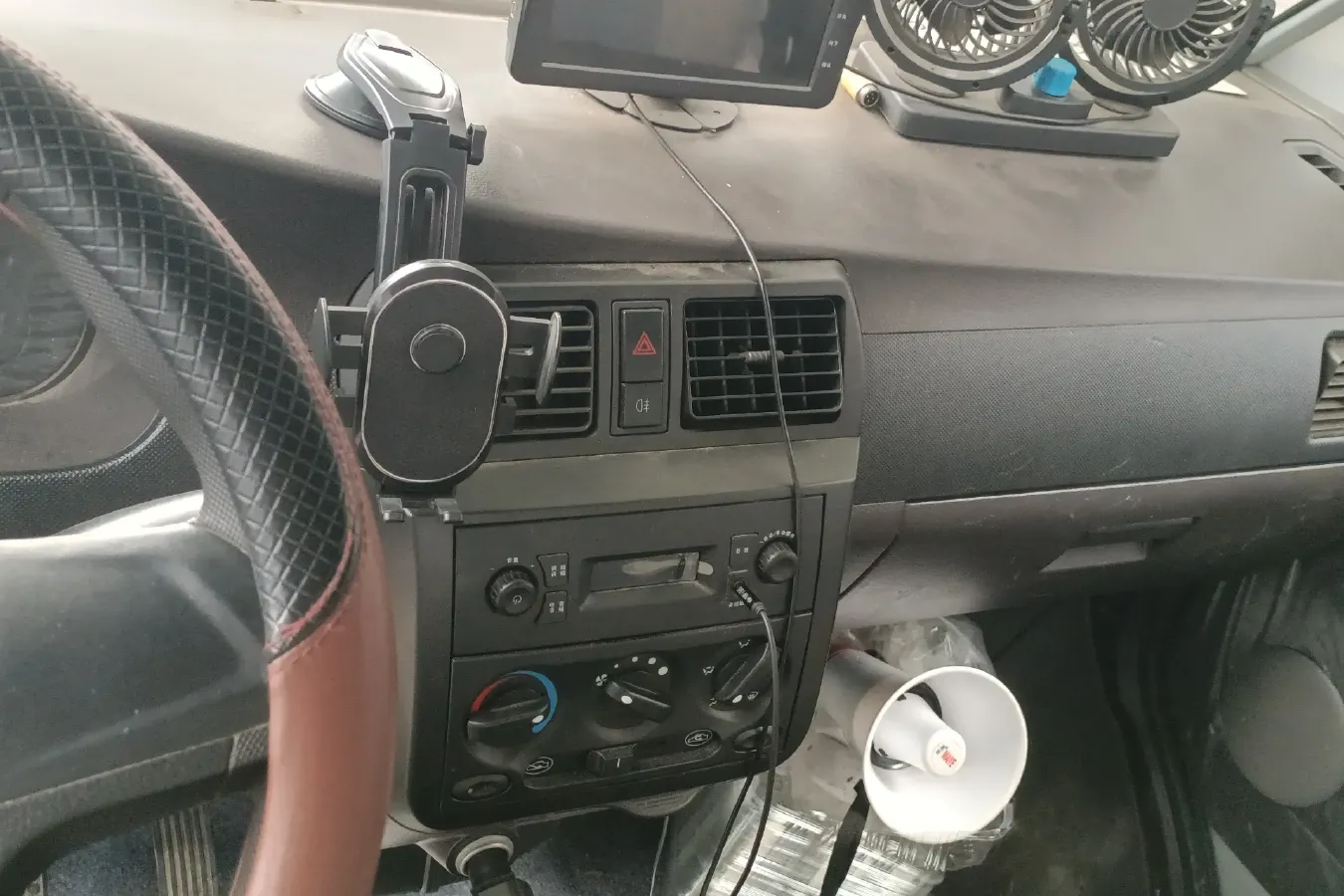 2021 WuLing RongGuang Mini Truck Special 1.5L 99HP L4 5MT,autocango,china used car exporter,china ev exporter,chinese used car exporter,chinese used ev exporter