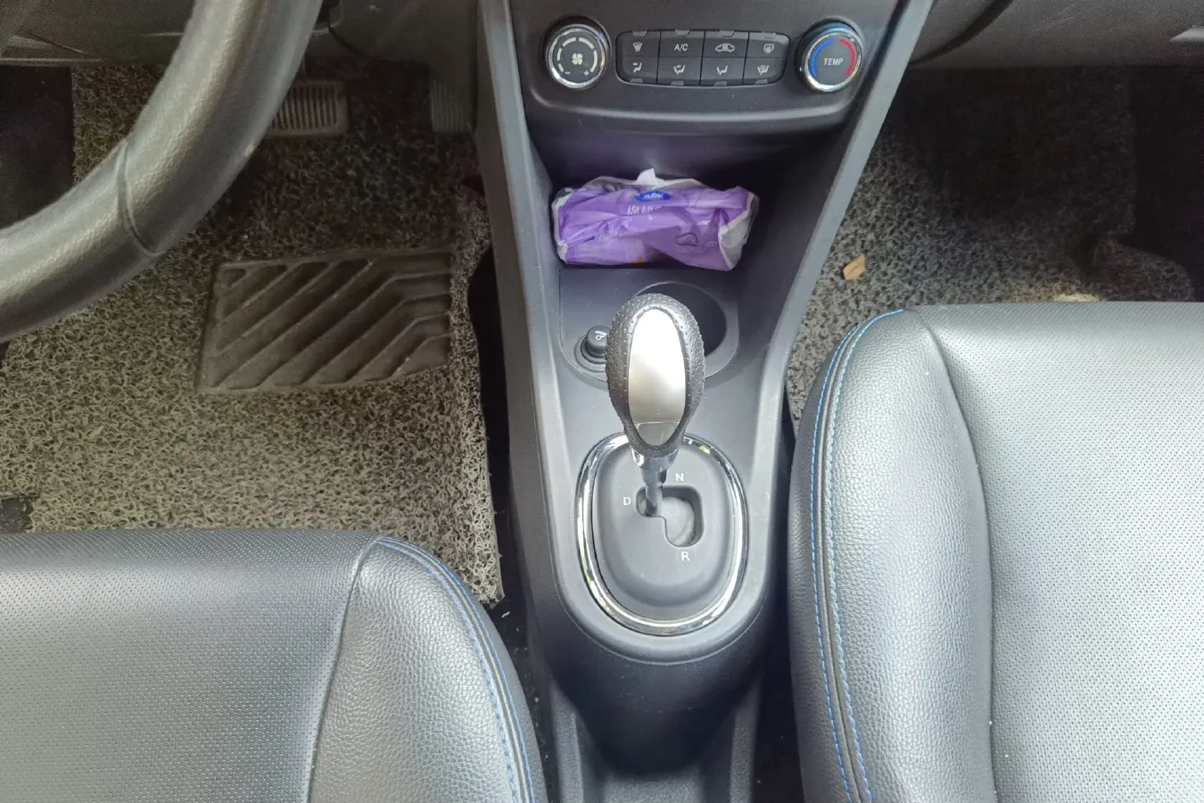 2015 JAC iEV BEV 19.2KWH,autocango,china used car exporter,china ev exporter,chinese used car exporter,chinese used ev exporter