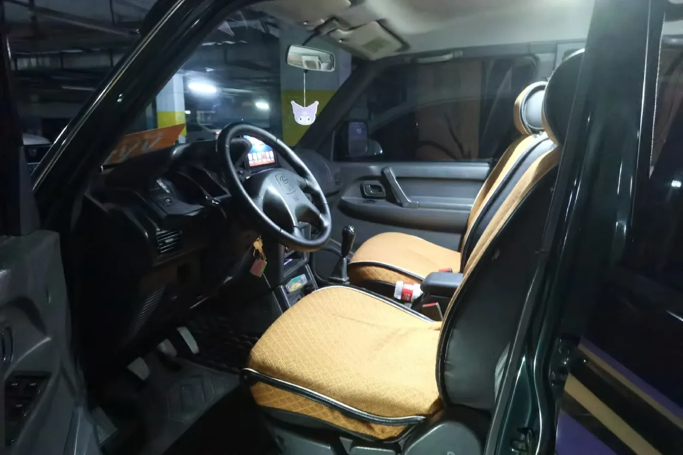 2009 Leopaard 6481 2.2L 129HP L4 5MT,autocango,china used car exporter,china ev exporter,chinese used car exporter,chinese used ev exporter