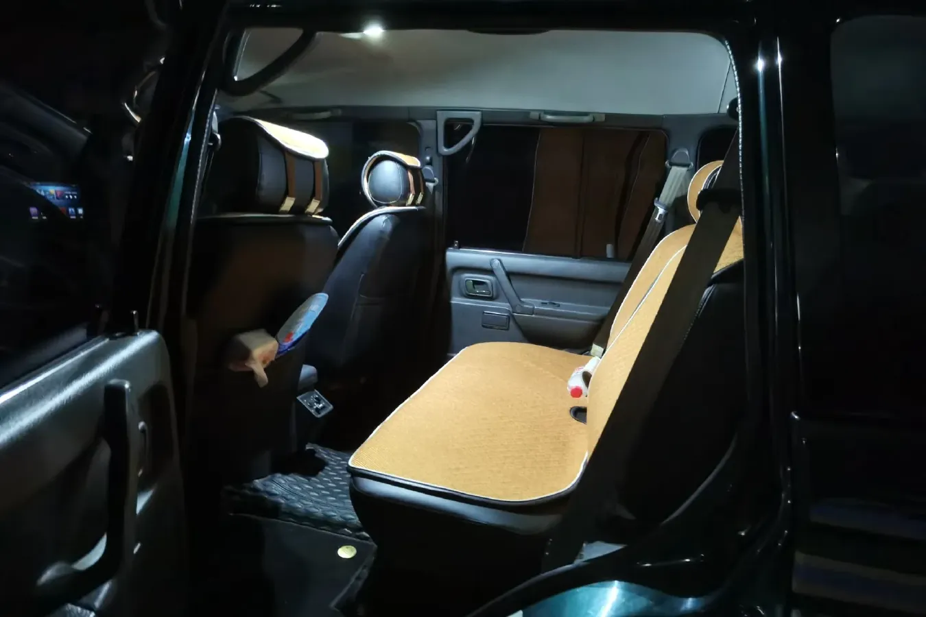 2009 Leopaard 6481 2.2L 129HP L4 5MT,autocango,china used car exporter,china ev exporter,chinese used car exporter,chinese used ev exporter