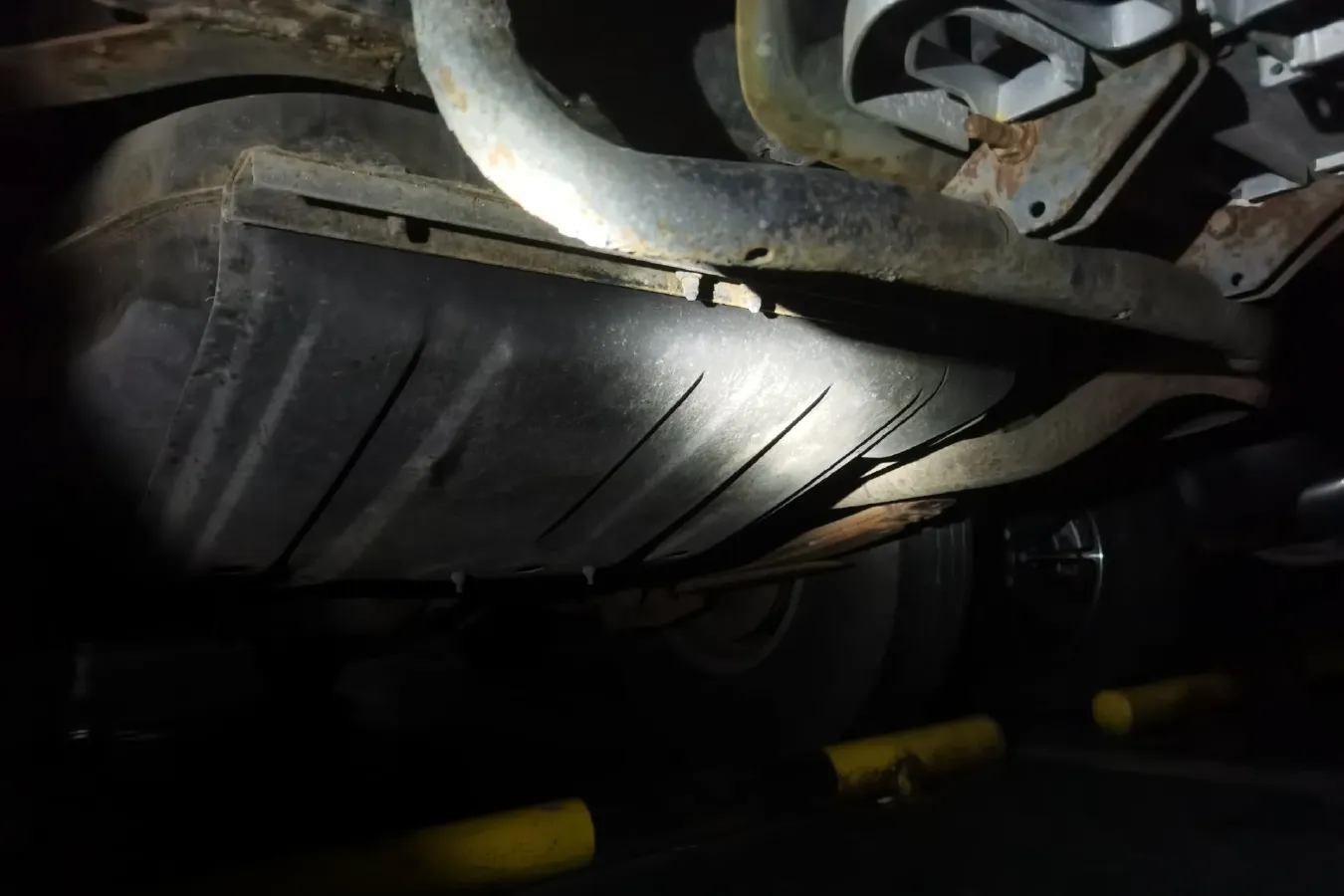 2009 Leopaard 6481 2.2L 129HP L4 5MT,autocango,china used car exporter,china ev exporter,chinese used car exporter,chinese used ev exporter