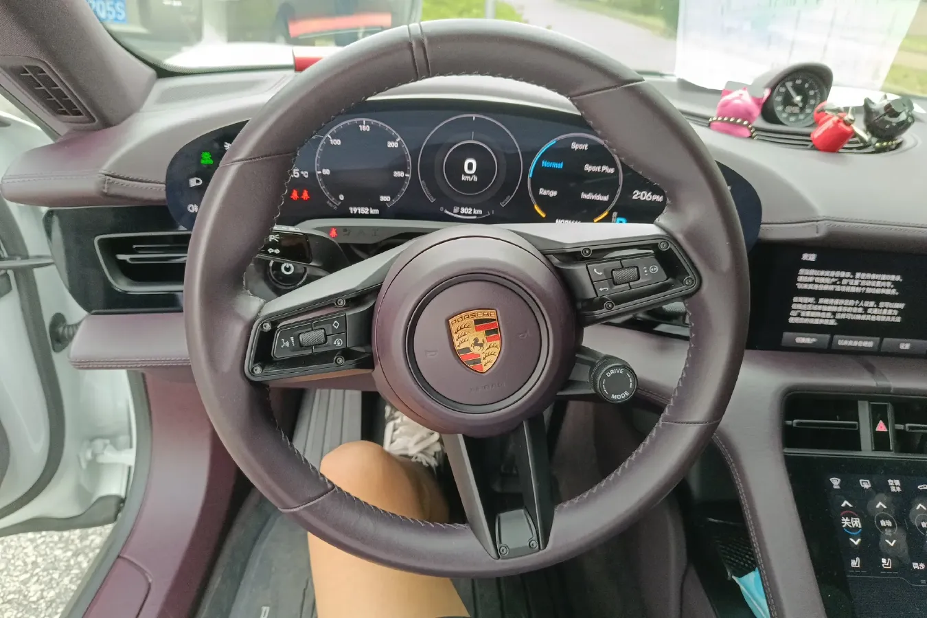 2022 Porsche Taycan 2AT BEV 79.2KWH,autocango,china used car exporter,china ev exporter,chinese used car exporter,chinese used ev exporter