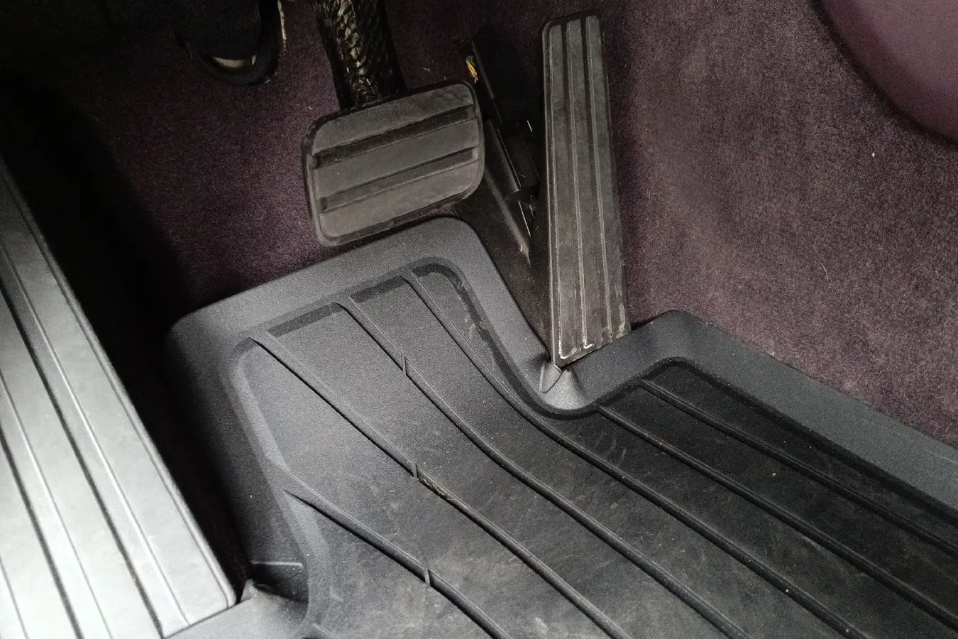 2022 Porsche Taycan 2AT BEV 79.2KWH,autocango,china used car exporter,china ev exporter,chinese used car exporter,chinese used ev exporter