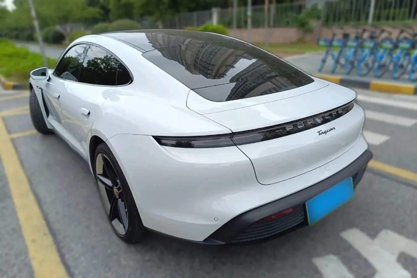 2022 Porsche Taycan 2AT BEV 79.2KWH,autocango,china used car exporter,china ev exporter,chinese used car exporter,chinese used ev exporter