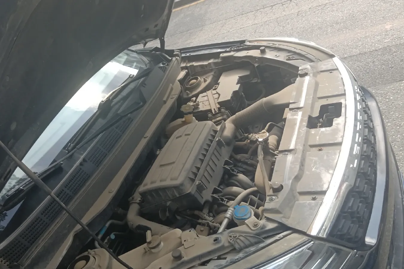 2018 Leopaard CS9 1.5T 150HP L4 CVT,autocango,china used car exporter,china ev exporter,chinese used car exporter,chinese used ev exporter