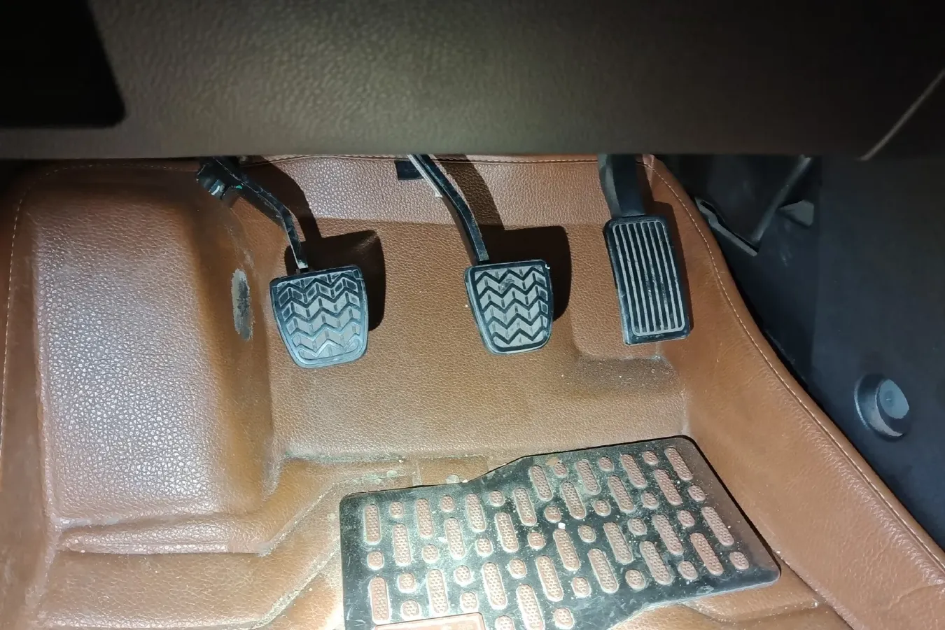 2014 Haval H6 1.5T 150HP L4 6MT,autocango,china used car exporter,china ev exporter,chinese used car exporter,chinese used ev exporter