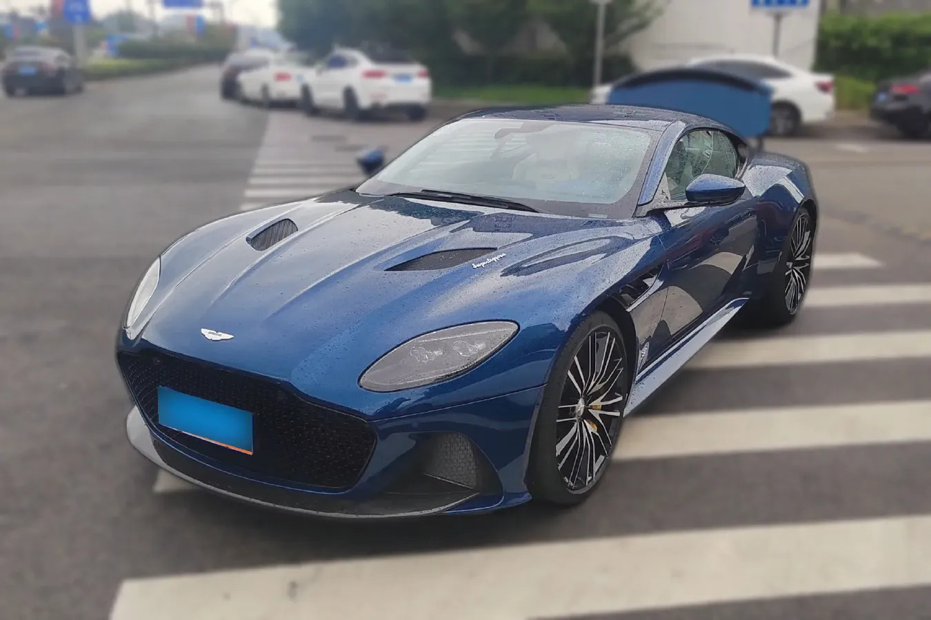 2020 Aston Martin DBS 5.2T 725HP V12 8AT,autocango,china used car exporter,china ev exporter,chinese used car exporter,chinese used ev exporter