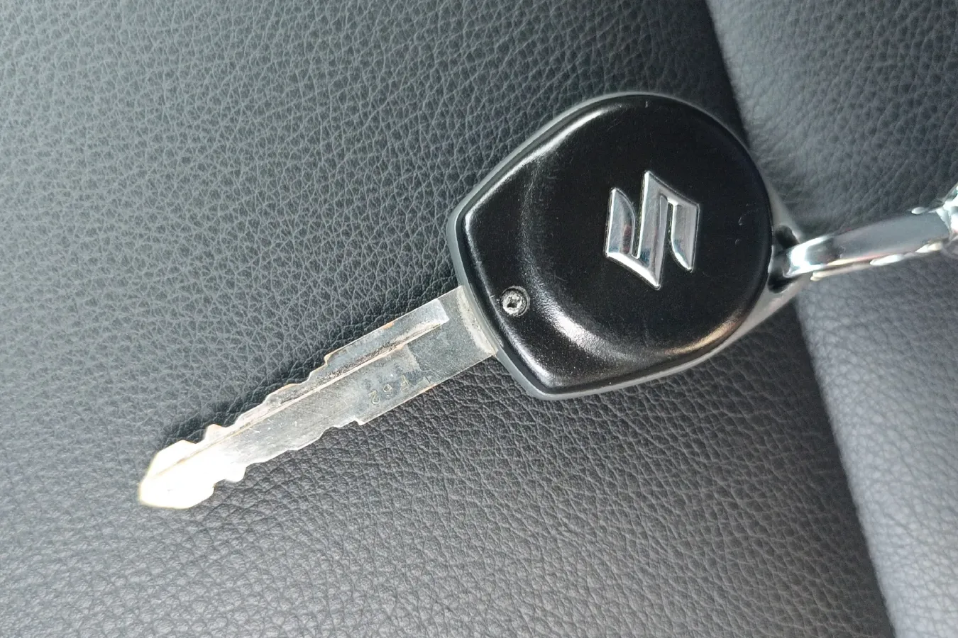 2012 Suzuki Jimny 1.3L 85HP L4 4AT,autocango,china used car exporter,china ev exporter,chinese used car exporter,chinese used ev exporter