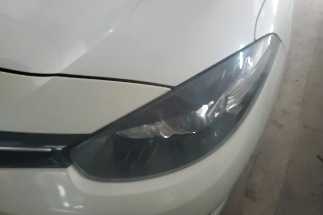 2015 Renault  Fluence 2.0L 137HP L4 CVT,autocango,china used car exporter,china ev exporter,chinese used car exporter,chinese used ev exporter