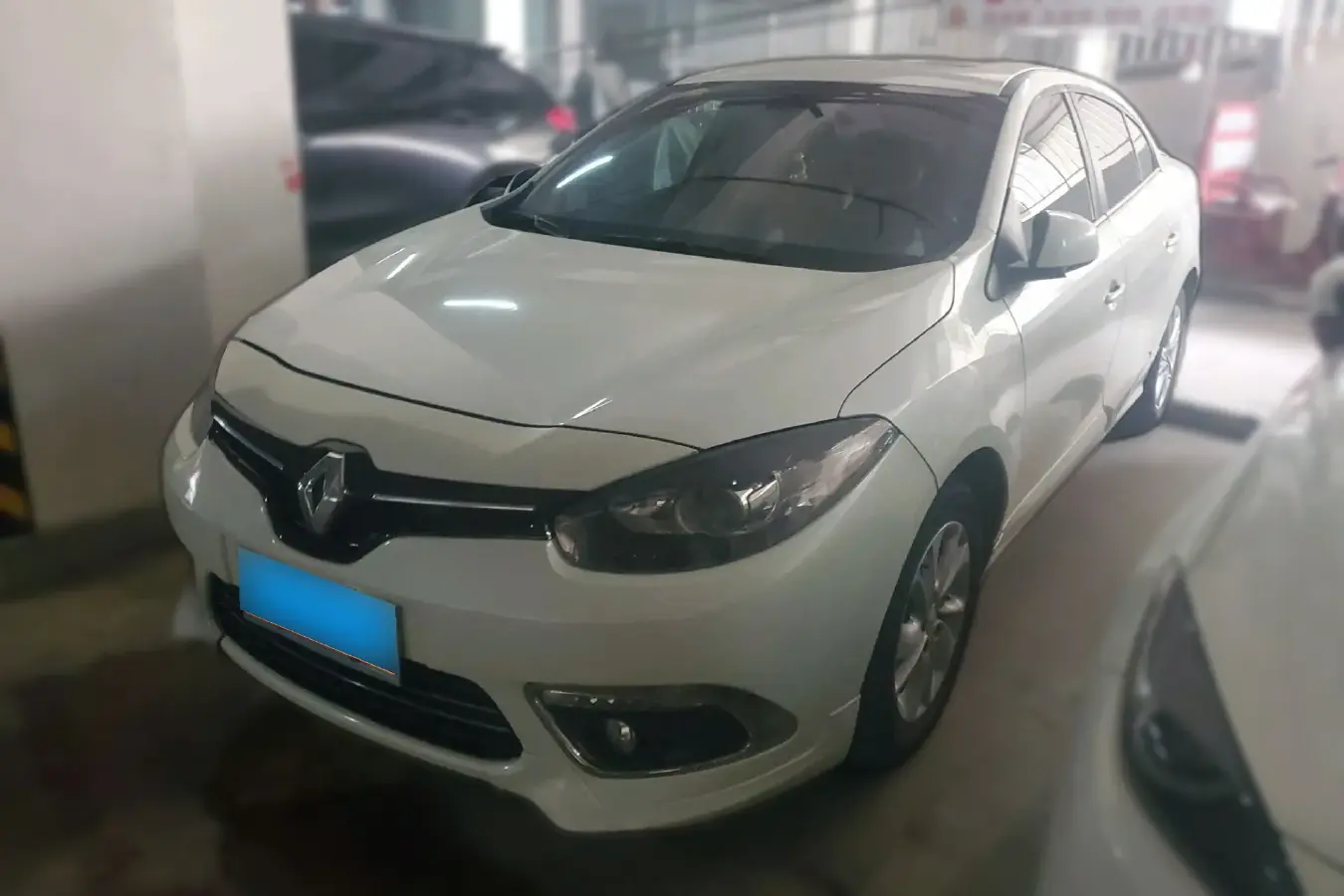2015 Renault  Fluence 2.0L 137HP L4 CVT