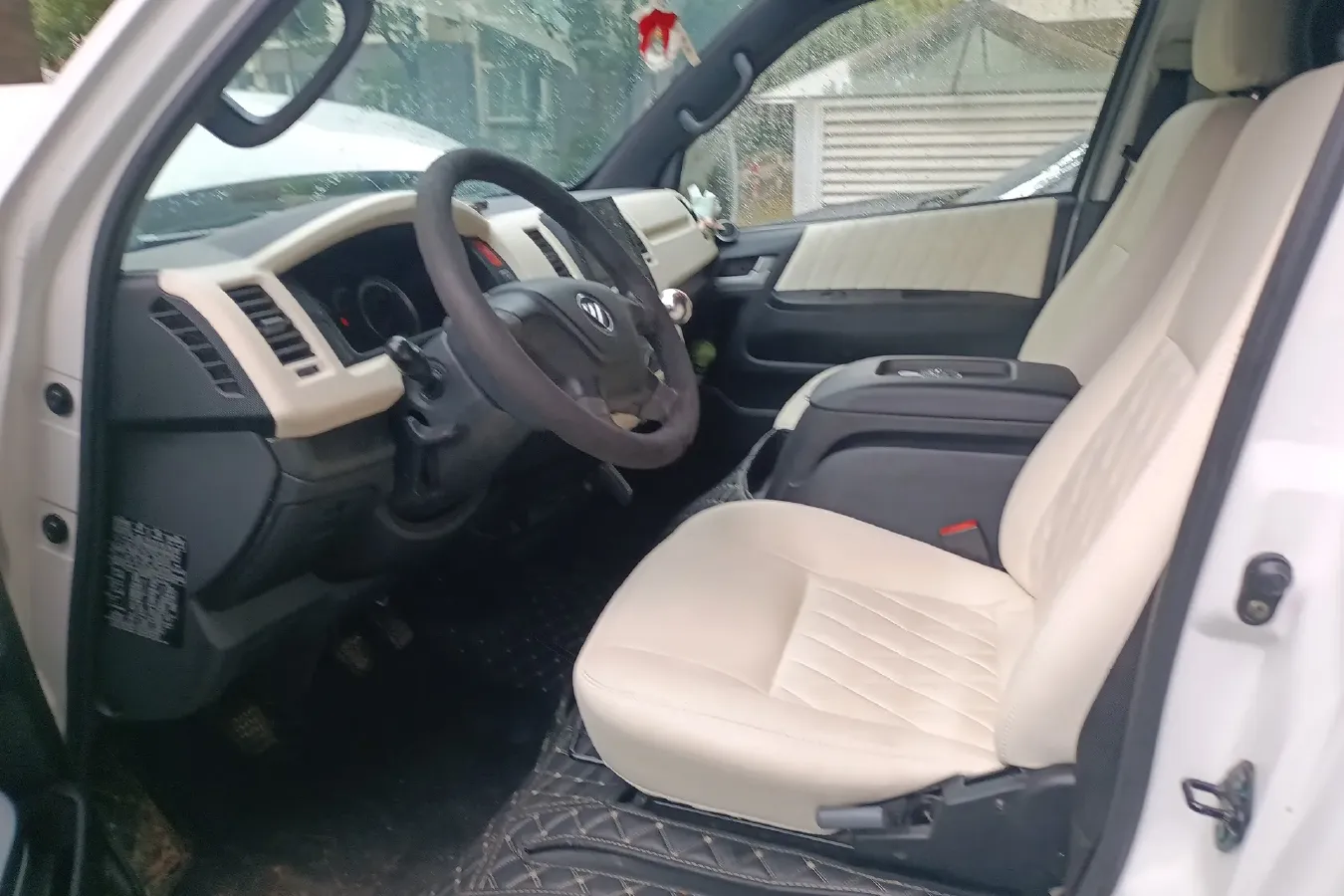 2017 Foton Scenery G7 2.0L 129HP L4 5MT,autocango,china used car exporter,china ev exporter,chinese used car exporter,chinese used ev exporter