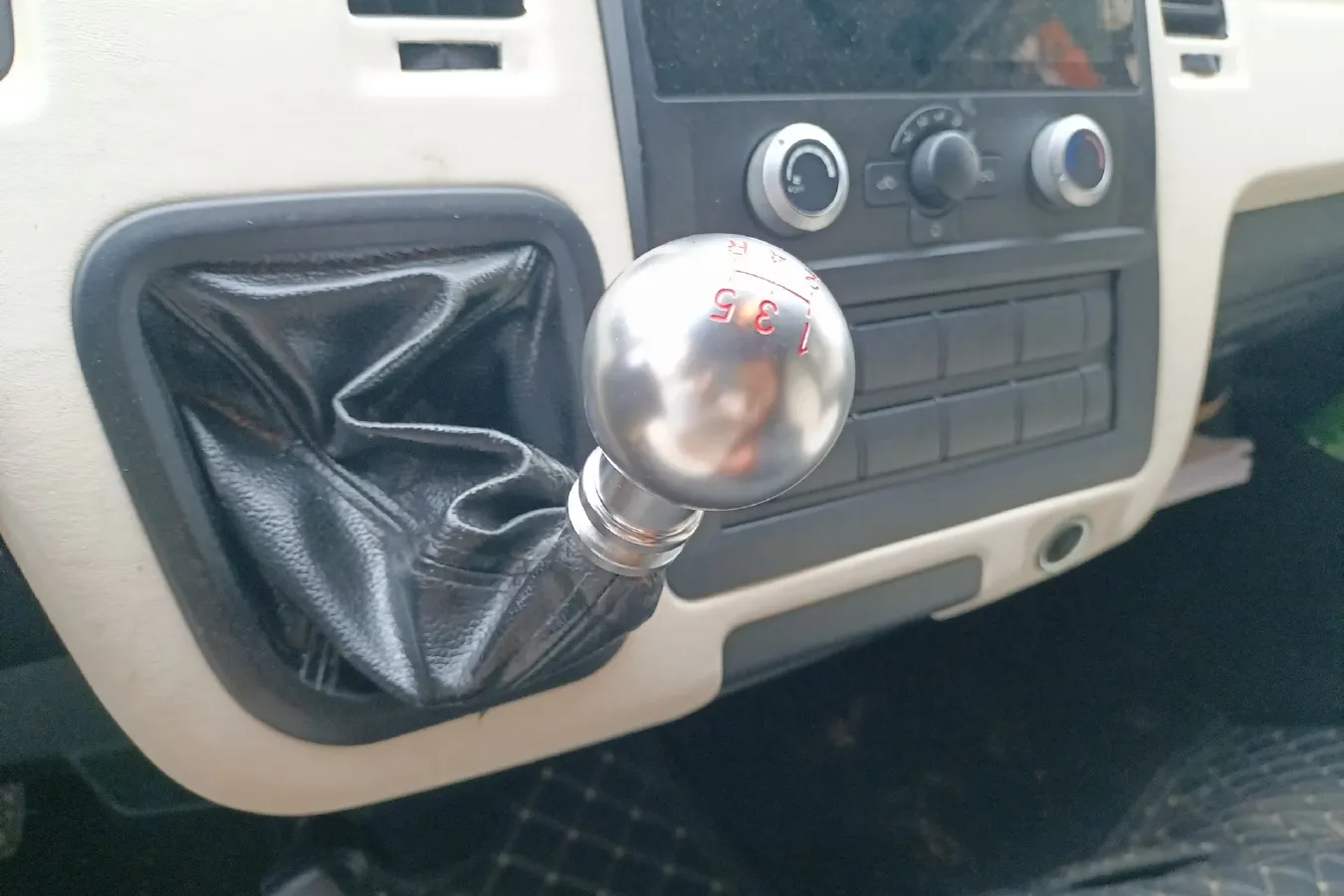 2017 Foton Scenery G7 2.0L 129HP L4 5MT,autocango,china used car exporter,china ev exporter,chinese used car exporter,chinese used ev exporter