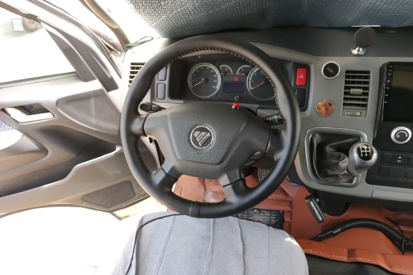 2016 Foton Scenery G7 2.0L 129HP L4 5MT,autocango,china used car exporter,china ev exporter,chinese used car exporter,chinese used ev exporter