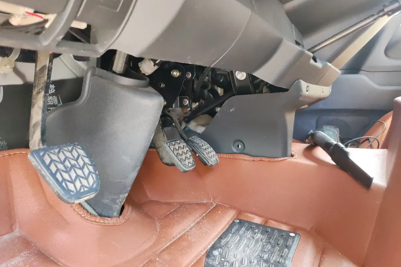 2016 Foton Scenery G7 2.0L 129HP L4 5MT,autocango,china used car exporter,china ev exporter,chinese used car exporter,chinese used ev exporter